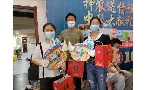致敬平凡英雄！神農(nóng)中醫(yī)館為抗疫人員贈送健康禮包！